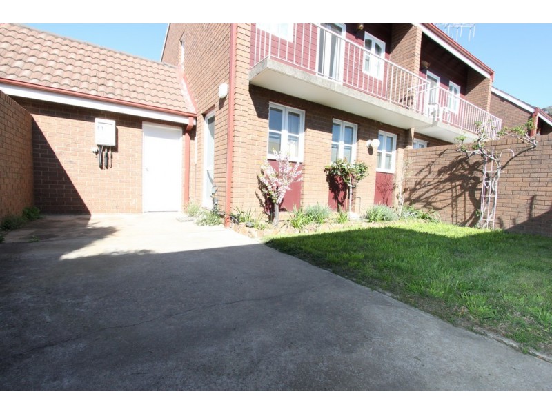 3/113 Stornaway Road, Queanbeyan NSW 2620