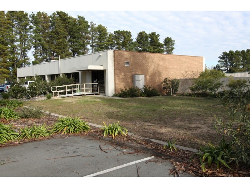 63 Hincksman Street, Queanbeyan NSW 2620