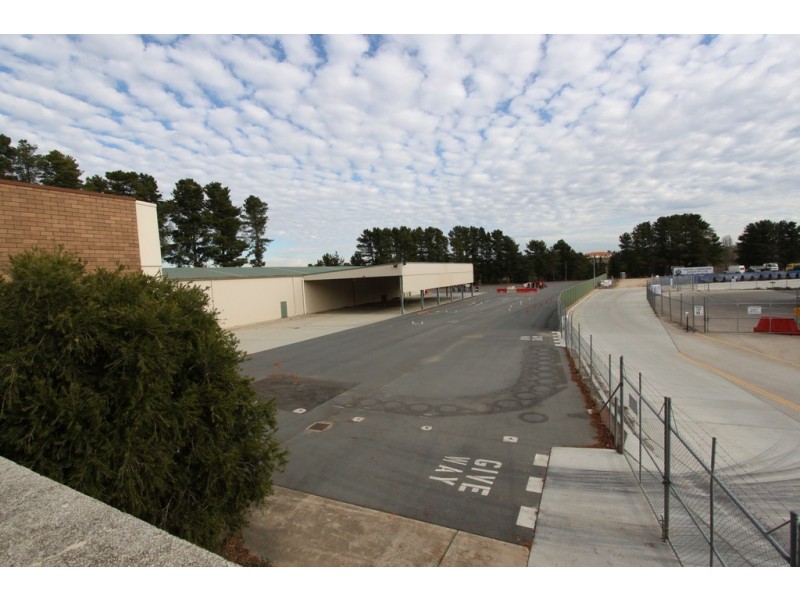 63 Hincksman Street, Queanbeyan NSW 2620