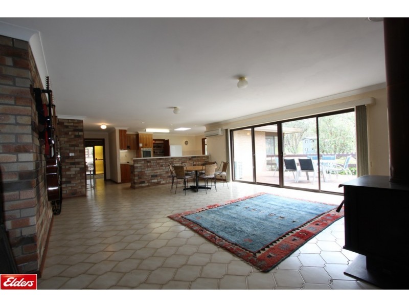 733 Old Cooma Road, Googong NSW 2620
