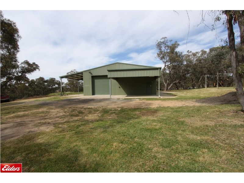 733 Old Cooma Road, Googong NSW 2620