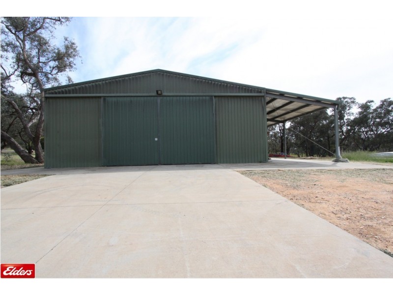 733 Old Cooma Road, Googong NSW 2620
