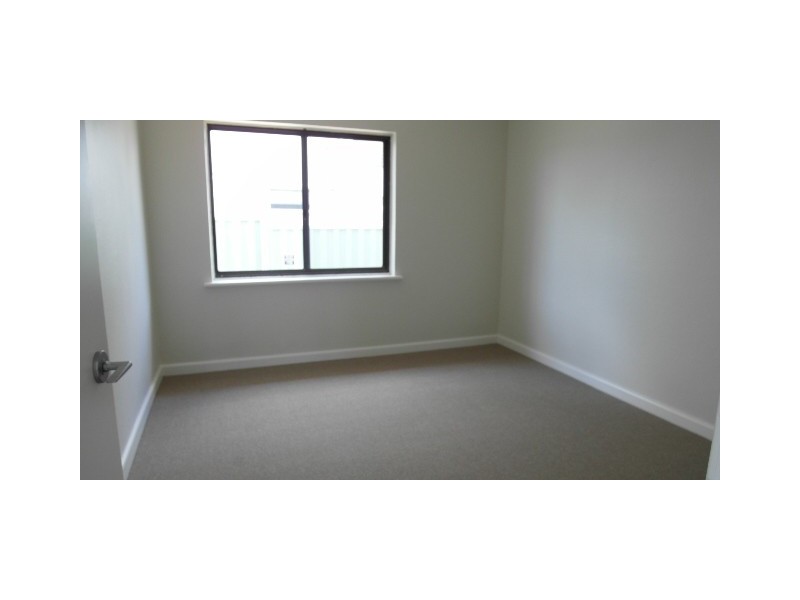 4 Blackall Avenue, Queanbeyan NSW 2620