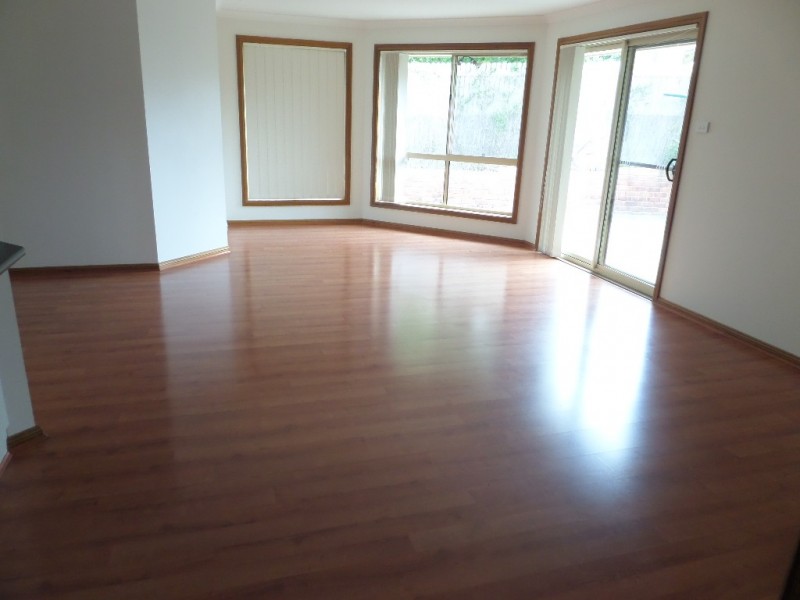 19 Stonehaven Circuit, Queanbeyan NSW 2620