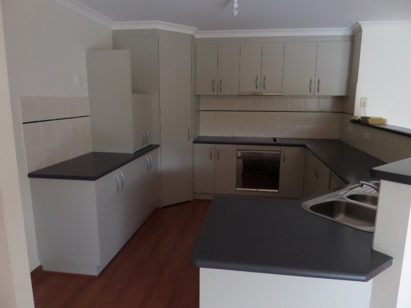 19 Stonehaven Circuit, Queanbeyan NSW 2620