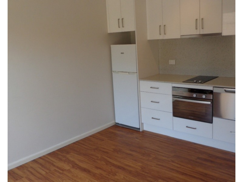 6/13-15 Gilmore Place, Queanbeyan NSW 2620