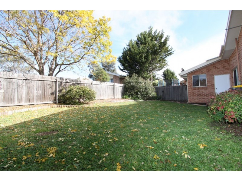 1/2 Russell Place, Queanbeyan NSW 2620