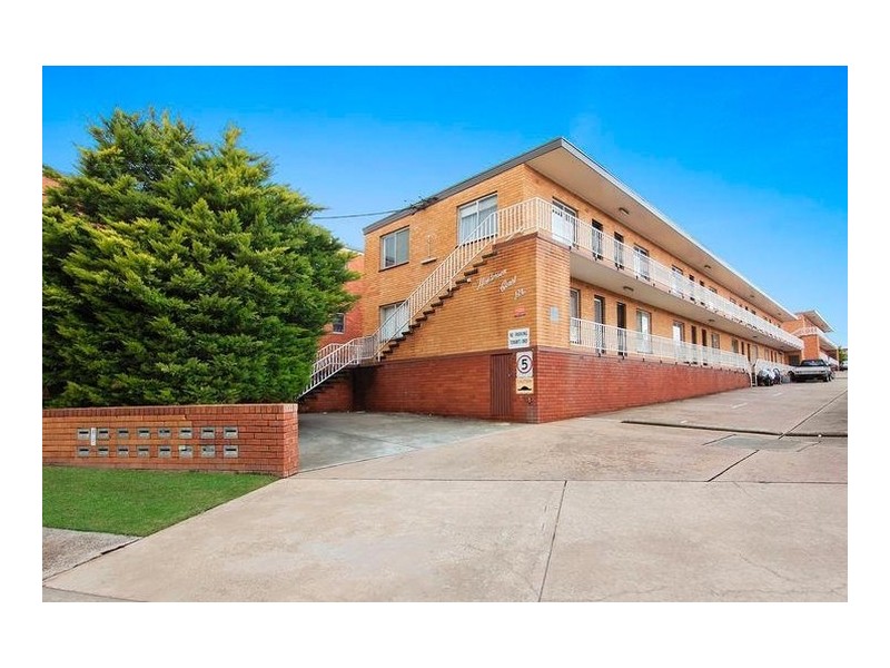 8/124 Henderson Road, Queanbeyan NSW 2620