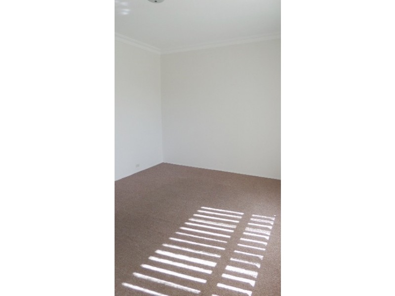 8/124 Henderson Road, Queanbeyan NSW 2620
