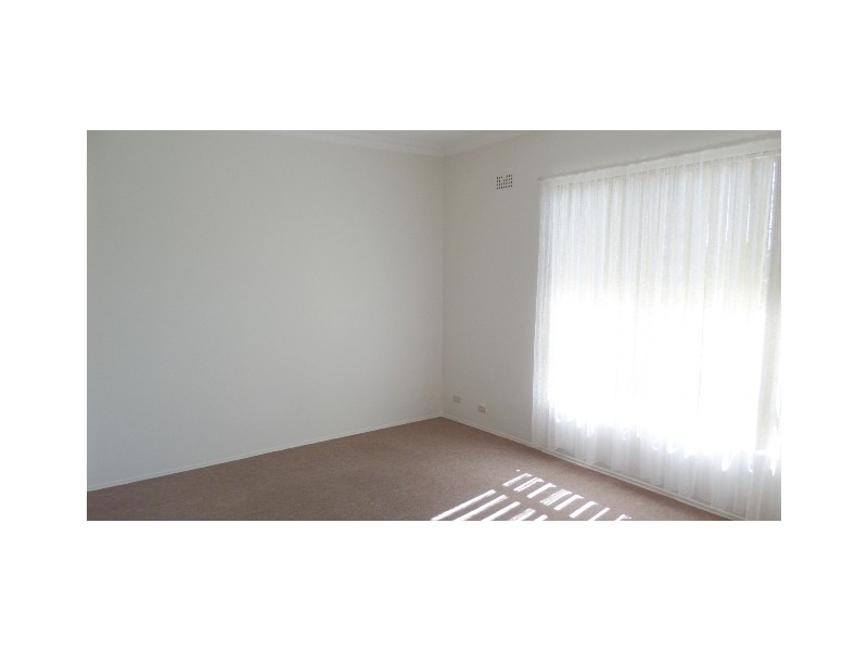 8/124 Henderson Road, Queanbeyan NSW 2620