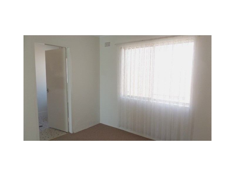 8/124 Henderson Road, Queanbeyan NSW 2620