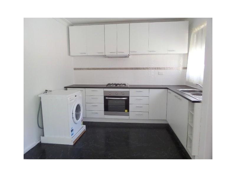 2/56 Atkinson Street, Queanbeyan NSW 2620