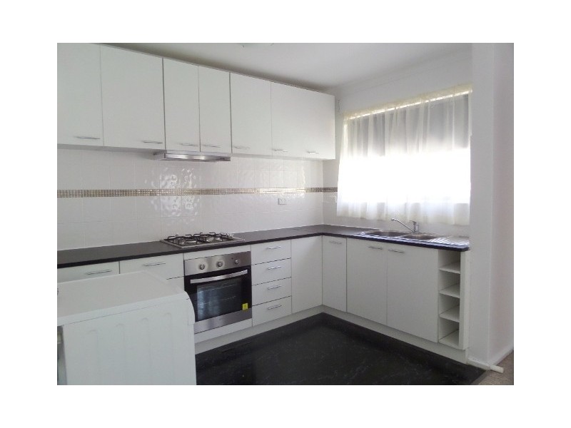 2/56 Atkinson Street, Queanbeyan NSW 2620