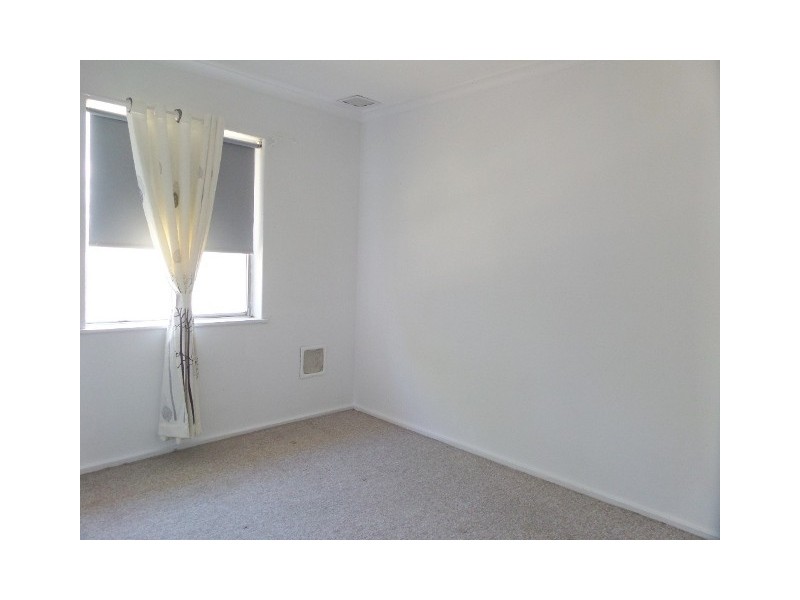 2/56 Atkinson Street, Queanbeyan NSW 2620