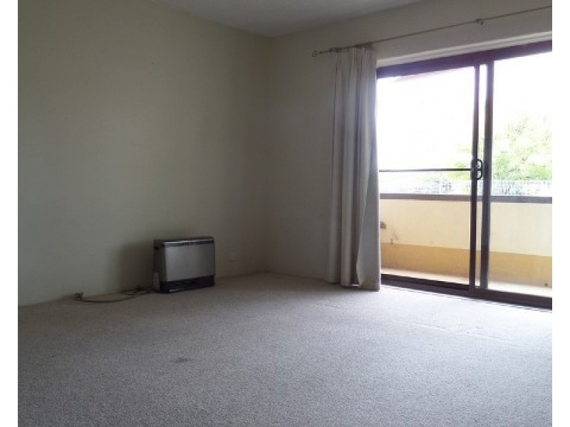 1/83 Derrima Road, Queanbeyan NSW 2620