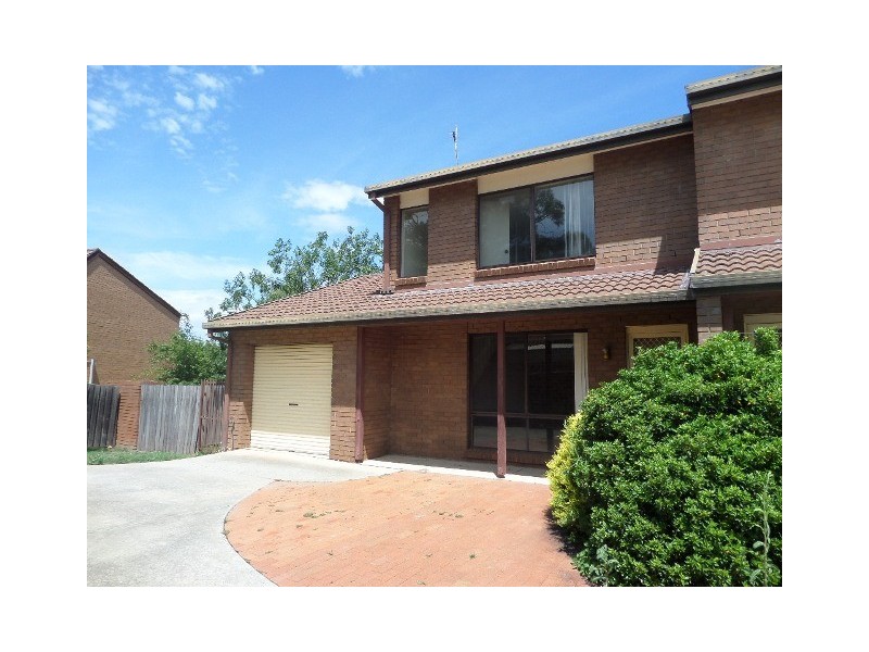 4/11 Ford Street, Queanbeyan NSW 2620