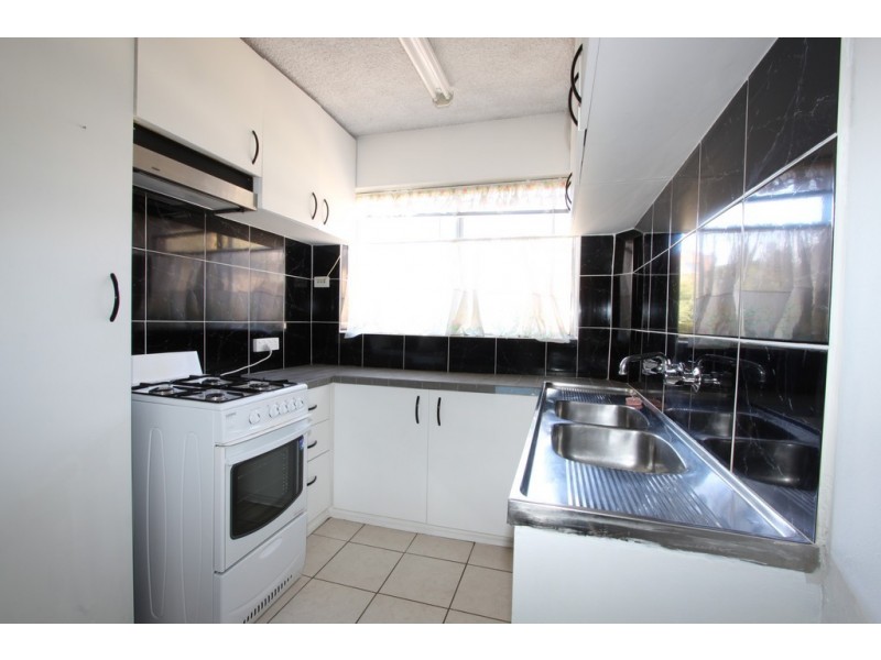 16/56 Trinculo Place, Queanbeyan NSW 2620