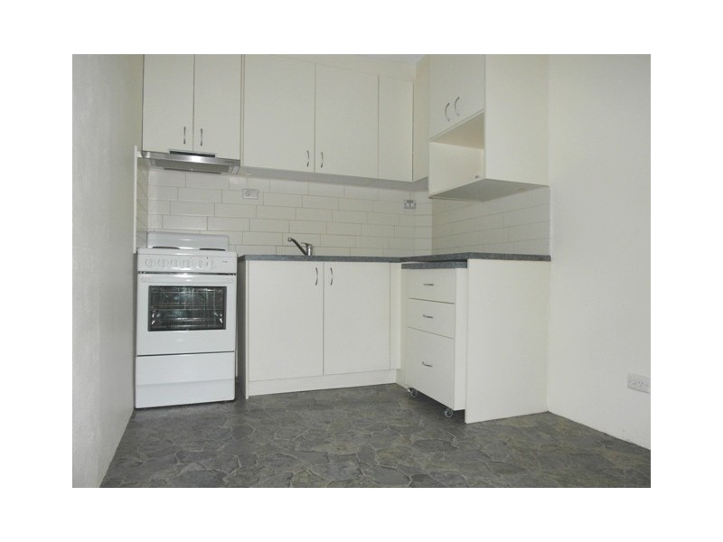 10/5 Mowatt Street, Queanbeyan NSW 2620