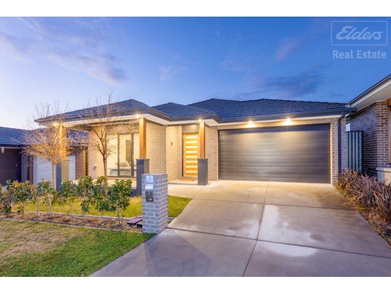 11 Insley Street, Googong NSW 2620