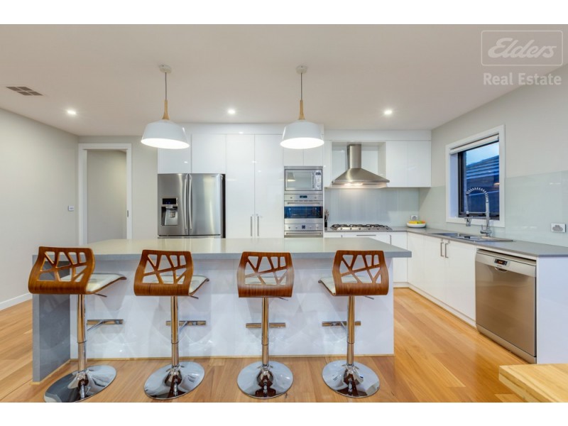 11 Insley Street, Googong NSW 2620