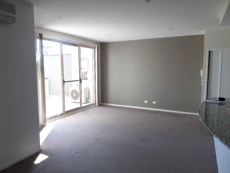 33/12 Waniassa Street, Queanbeyan NSW 2620