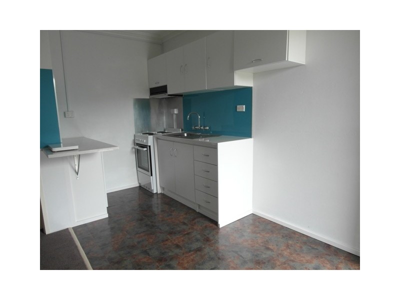 28/22 Mowatt, Queanbeyan NSW 2620
