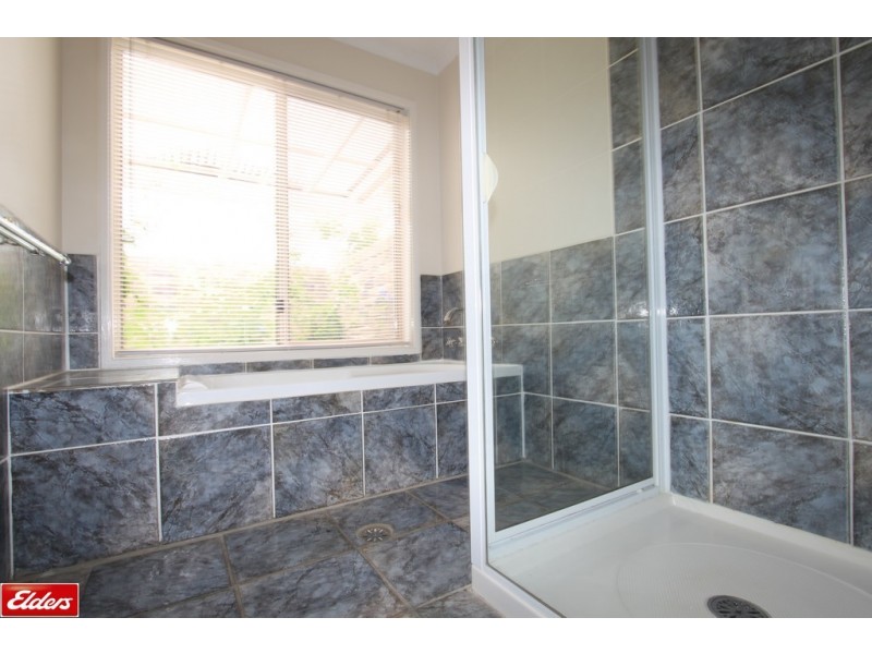 56 Tempe Crescent, Googong NSW 2620