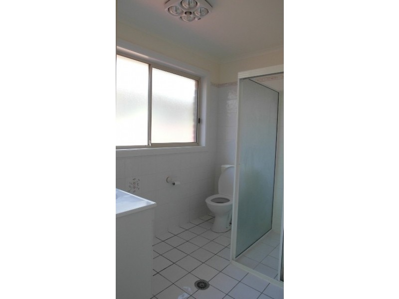 28 Parkview Crescent, Jerrabomberra NSW 2619