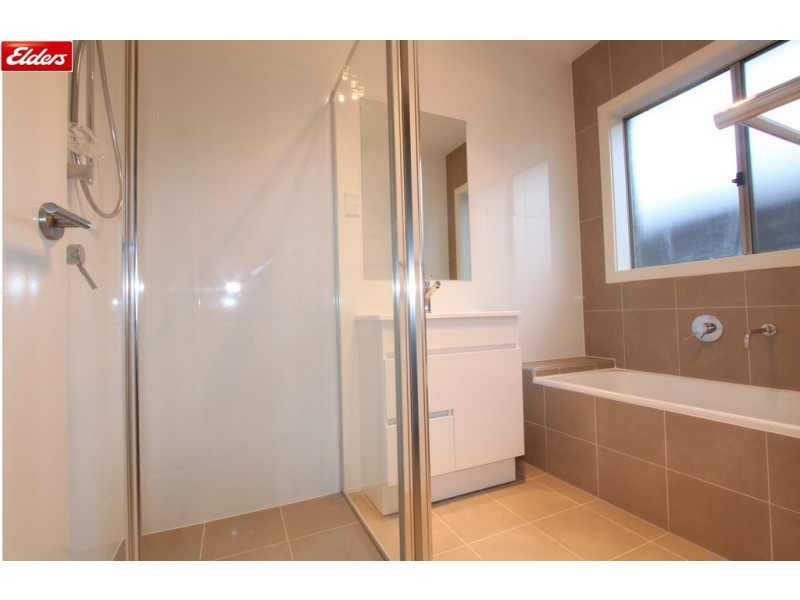 10 Sarah Street, Googong NSW 2620