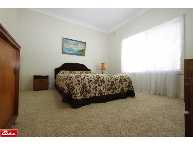 6 Bruce Street, Queanbeyan NSW 2620