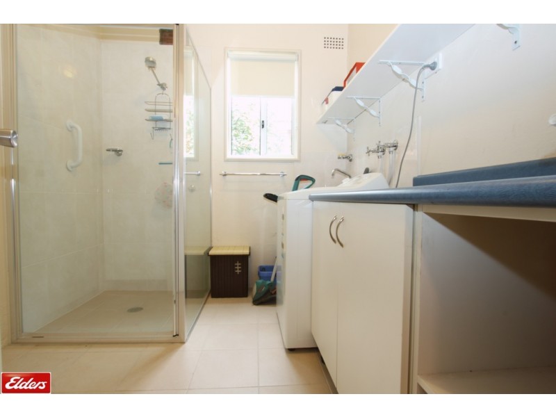 6 Bruce Street, Queanbeyan NSW 2620