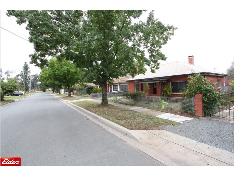 6 Bruce Street, Queanbeyan NSW 2620