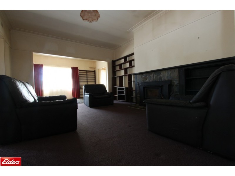 39 Thorpe Avenue, Queanbeyan NSW 2620