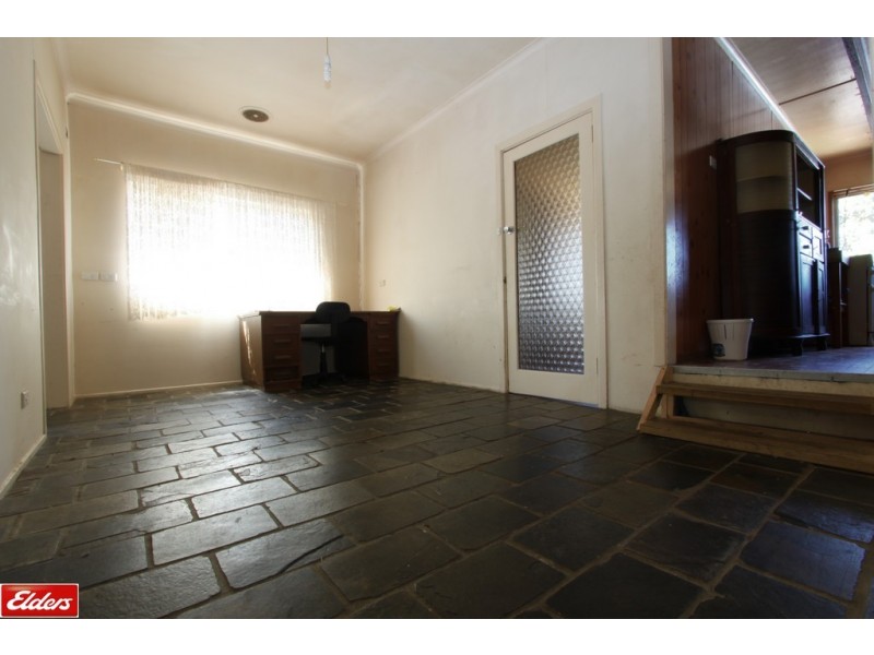39 Thorpe Avenue, Queanbeyan NSW 2620