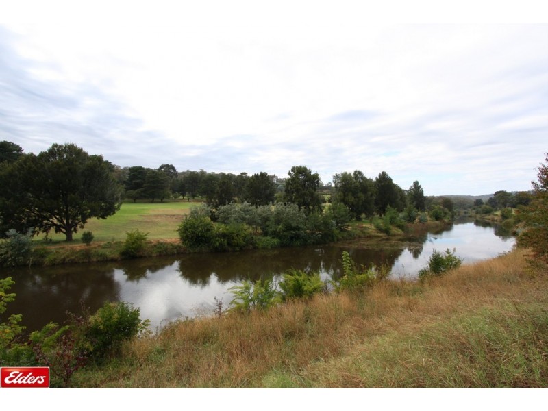 39 Thorpe Avenue, Queanbeyan NSW 2620