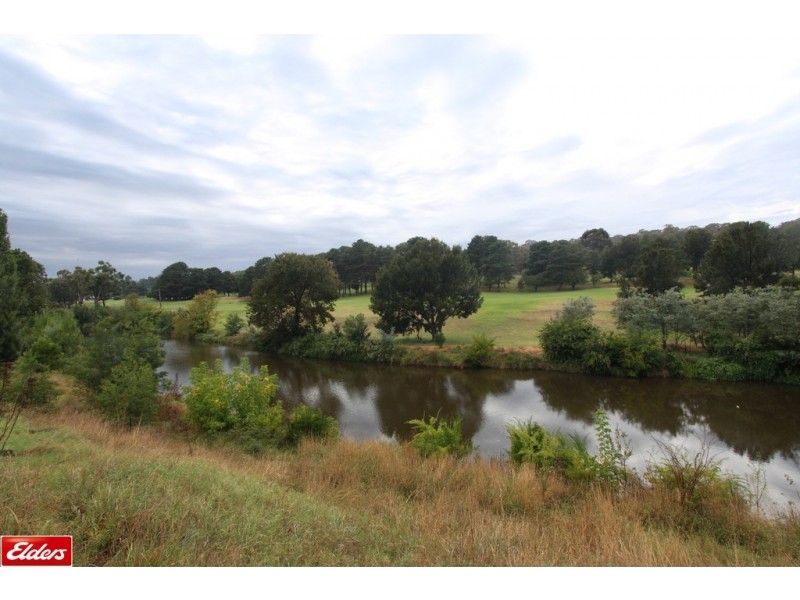 39 Thorpe Avenue, Queanbeyan NSW 2620