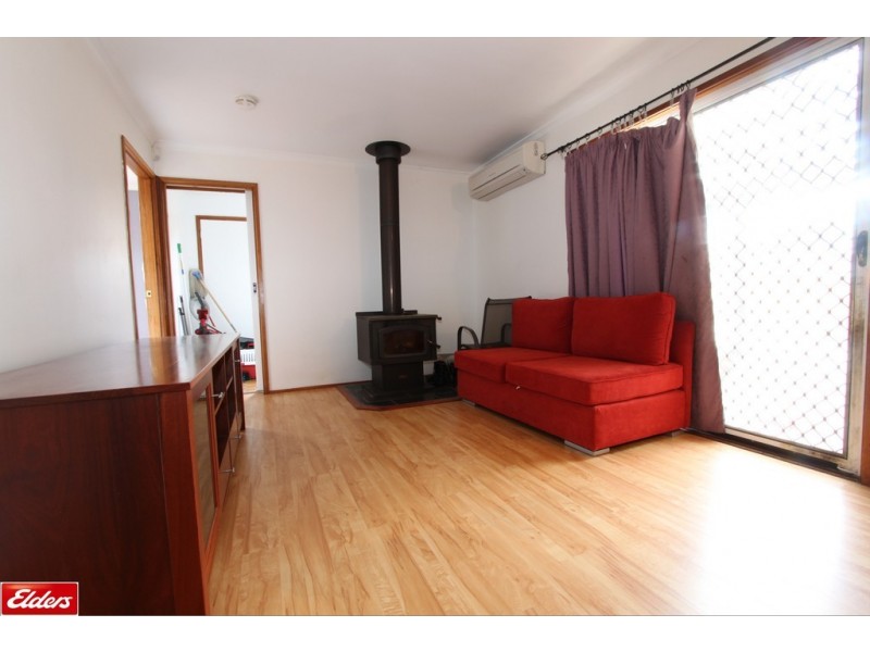 64 Sassafras Crescent, Karabar NSW 2620