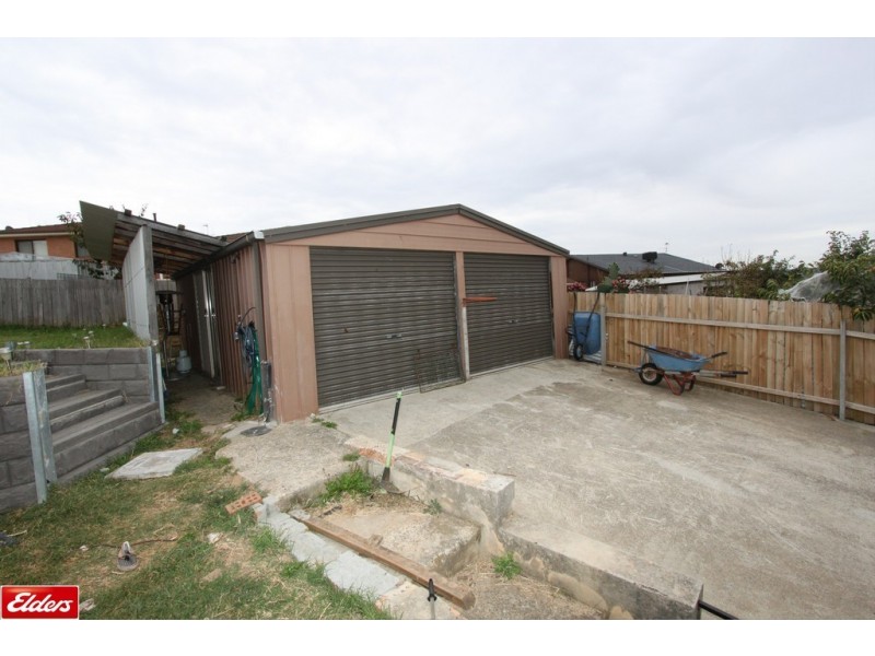 64 Sassafras Crescent, Karabar NSW 2620