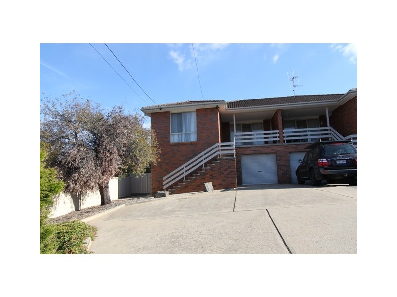 2/15 Mallee Crescent, Queanbeyan NSW 2620