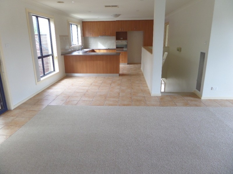 1 Minda Place, Jerrabomberra NSW 2619