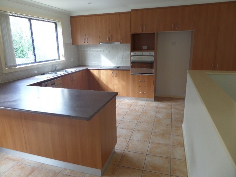 1 Minda Place, Jerrabomberra NSW 2619