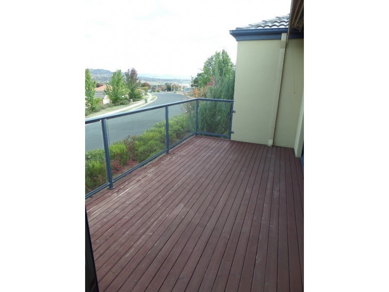 1 Minda Place, Jerrabomberra NSW 2619