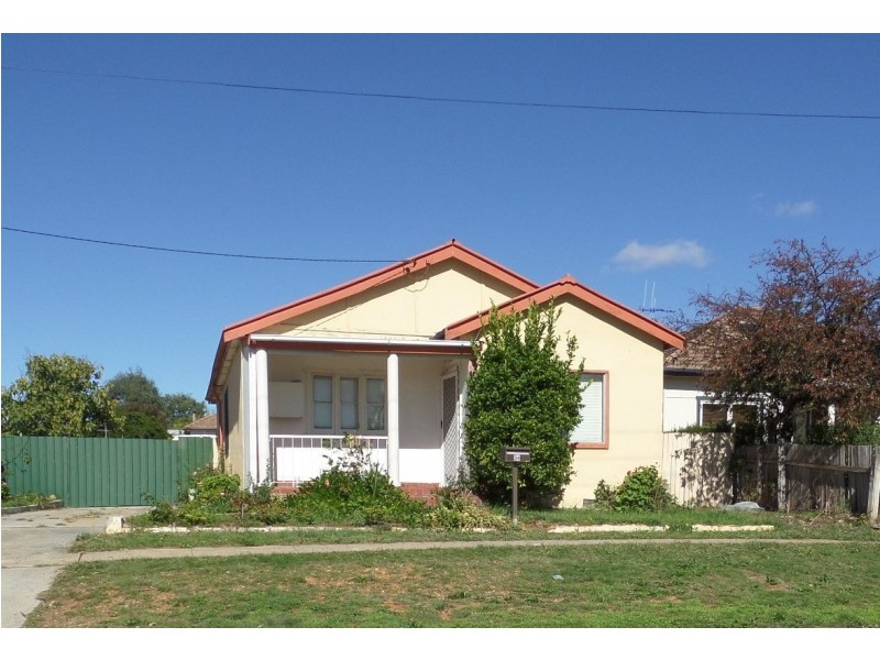 34 Morton Street, Queanbeyan NSW 2620
