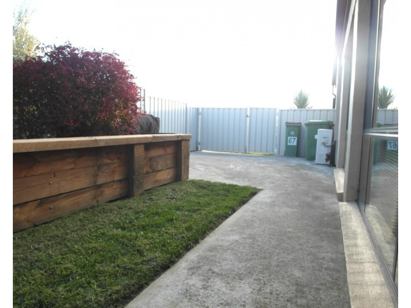 67 Thomas Royal Gardens, Queanbeyan NSW 2620