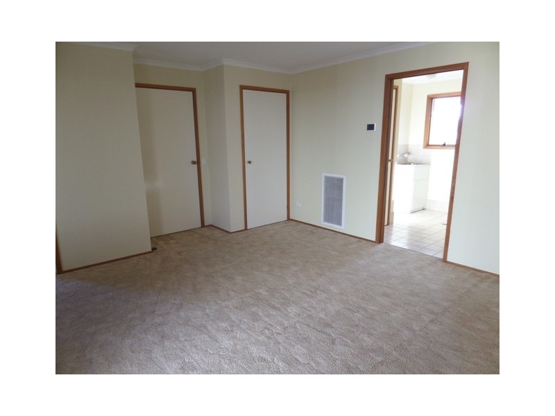 14 Franklin Court, Jerrabomberra NSW 2619
