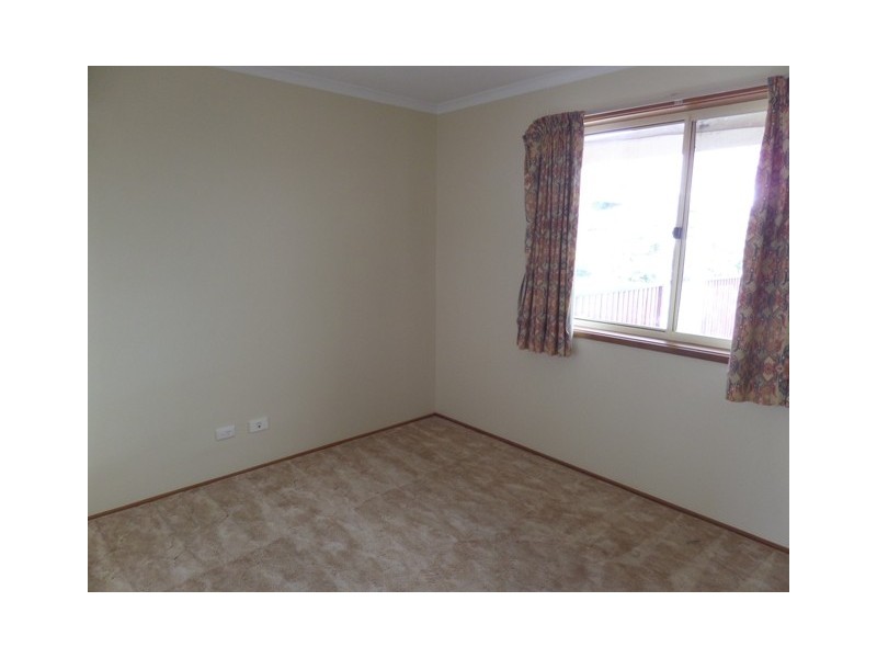 14 Franklin Court, Jerrabomberra NSW 2619