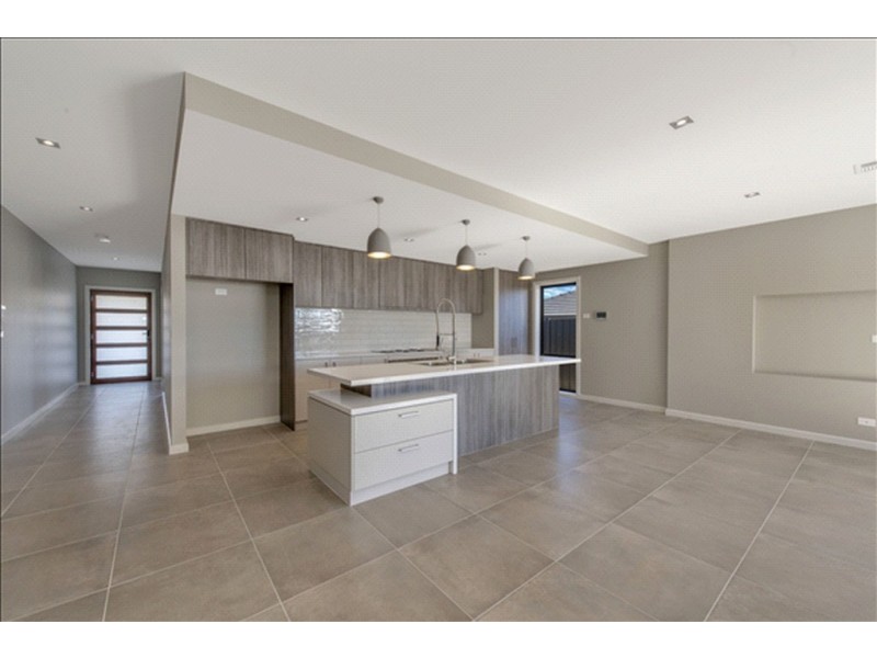 3 Alchin Street, Googong NSW 2620