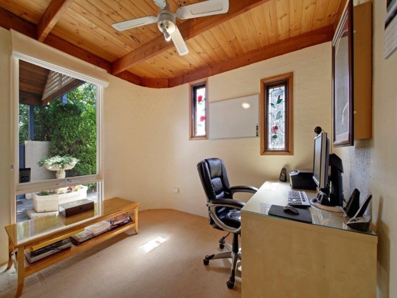 41 Parkview Crescent, Jerrabomberra NSW 2619