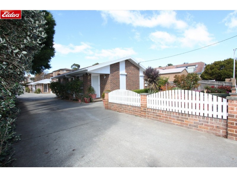 1/6 McKeahnie Street, Crestwood NSW 2620