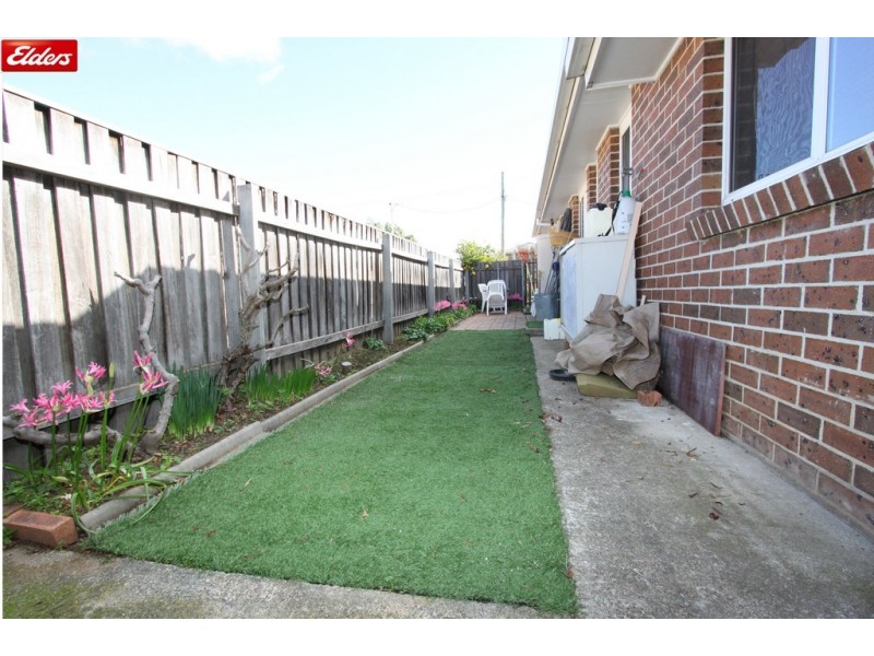 1/6 McKeahnie Street, Crestwood NSW 2620